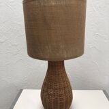 Lampe en rotin et abat-jour en jute