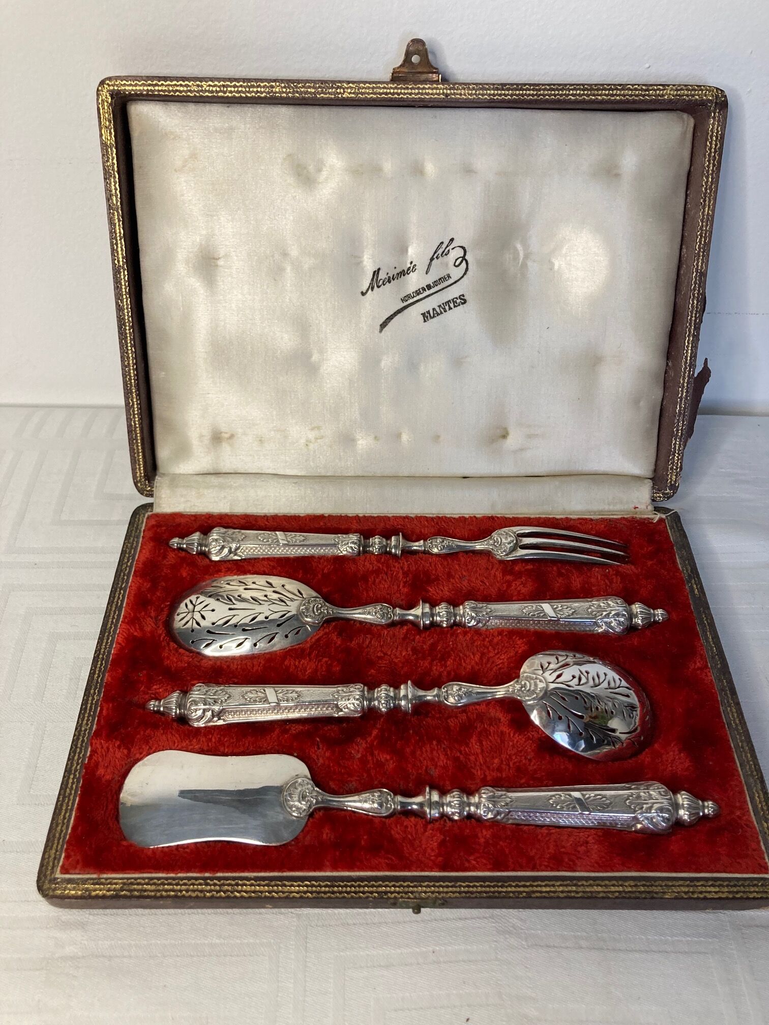 Old candy confectionery service 4 pieces silver metal case XIXth