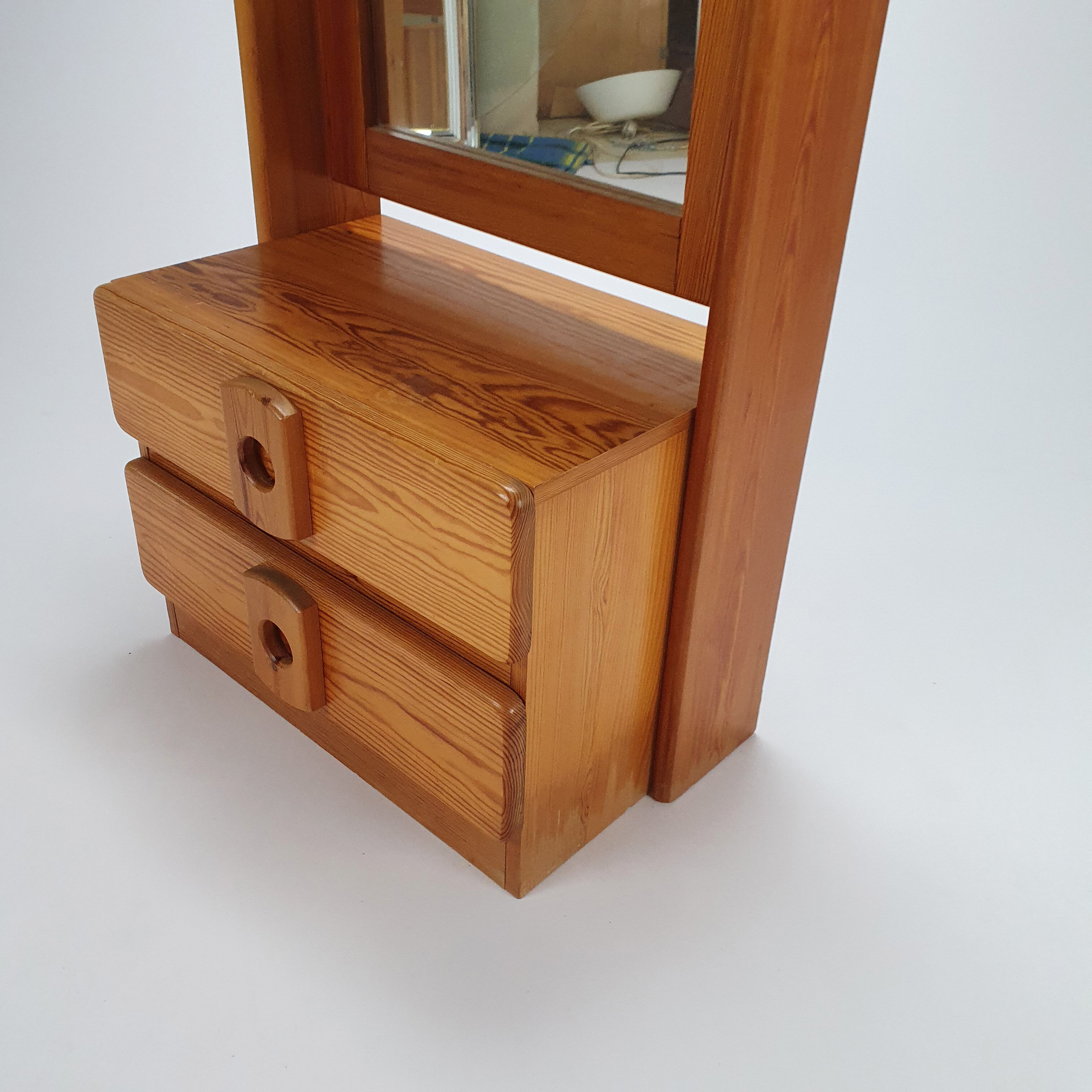 Maison regain pine dresser, 1970s