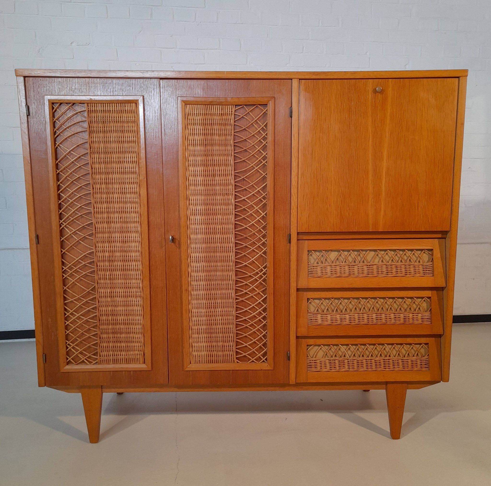Meubles multifonctions en bois et rotin années 60