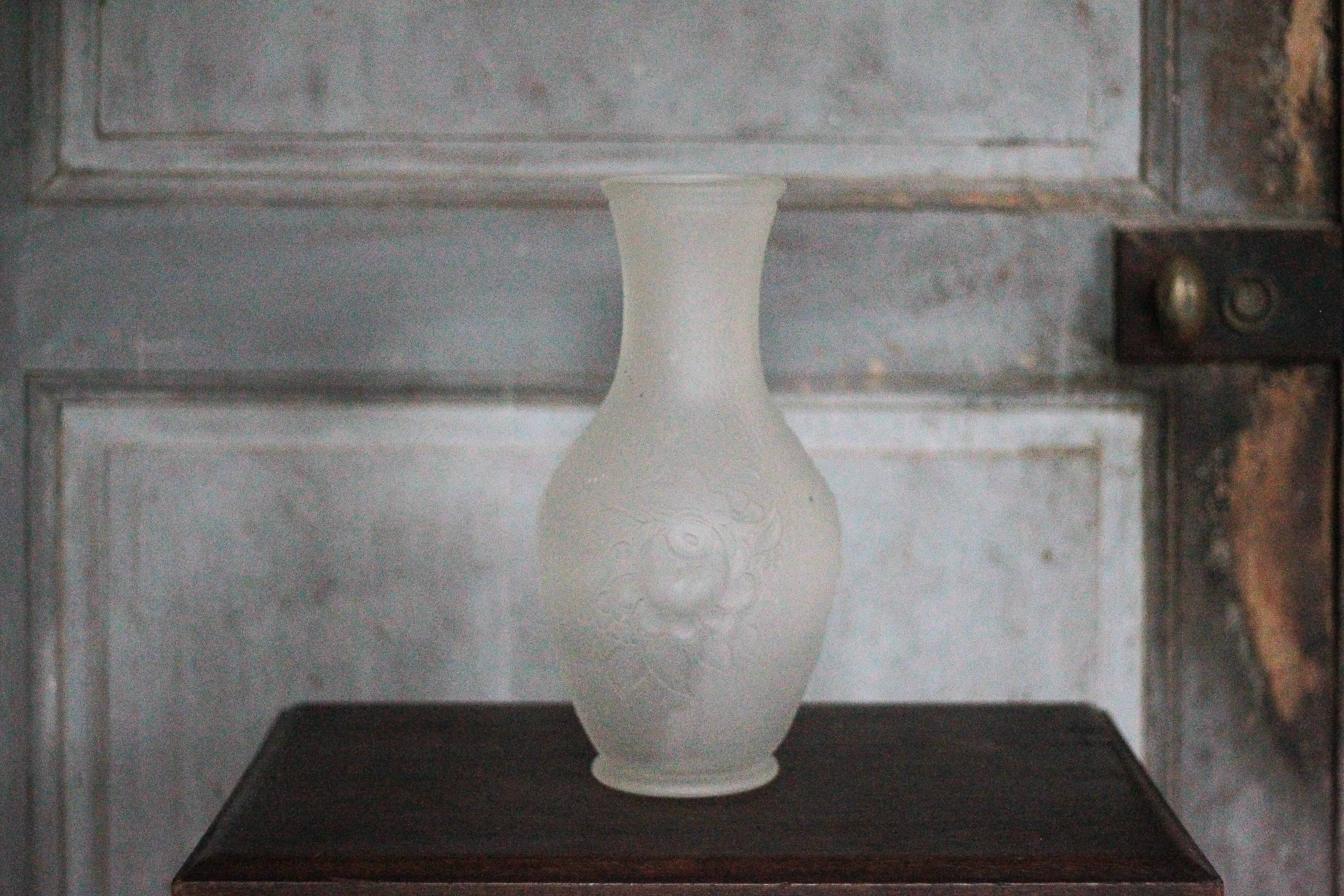 Vintage Italian vase, frosted molded glass vase with floral motifs, pot a f