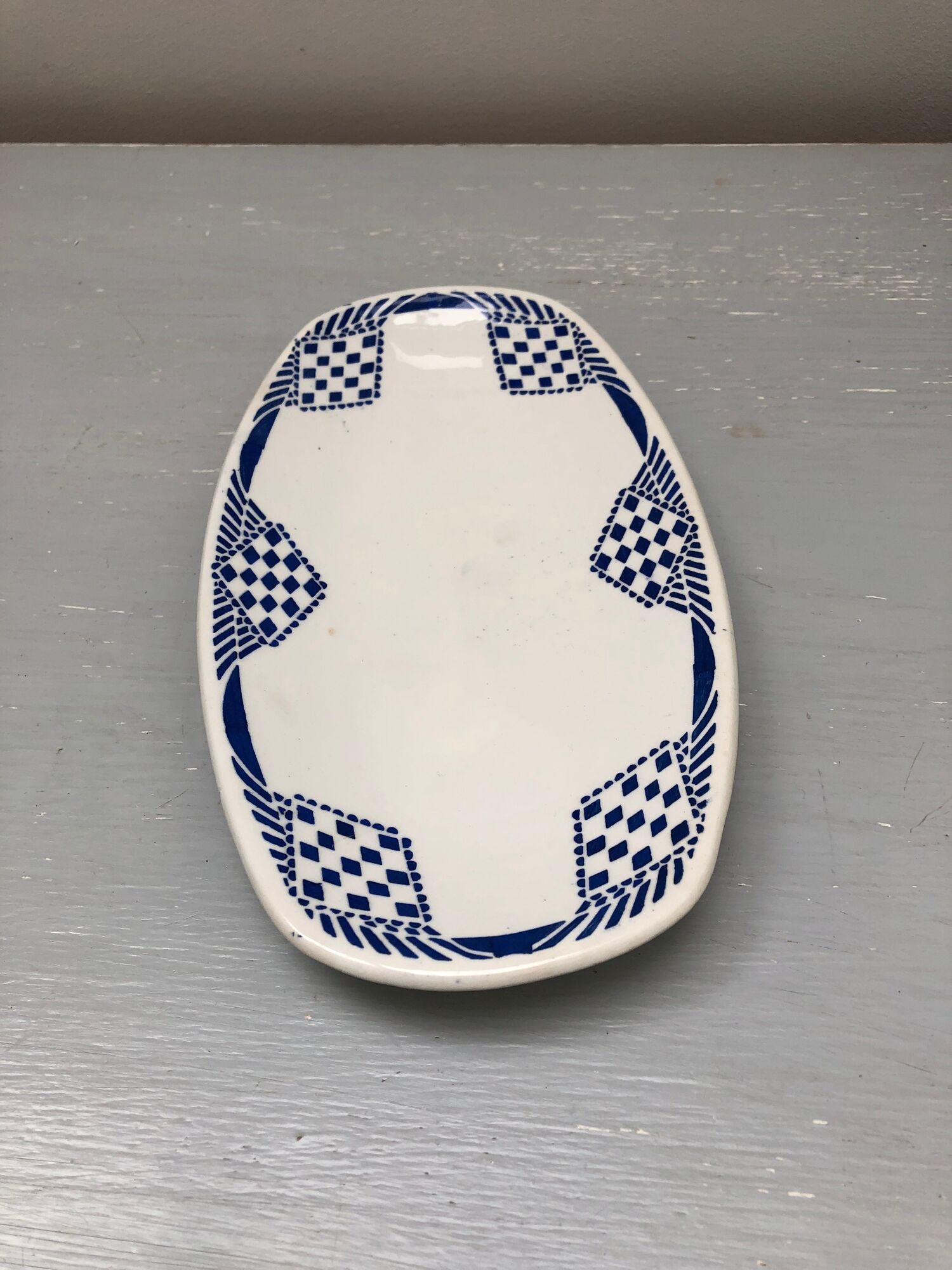 Ravier dish signed Moulin des loups Hamage Orchies Nord France model Pantin