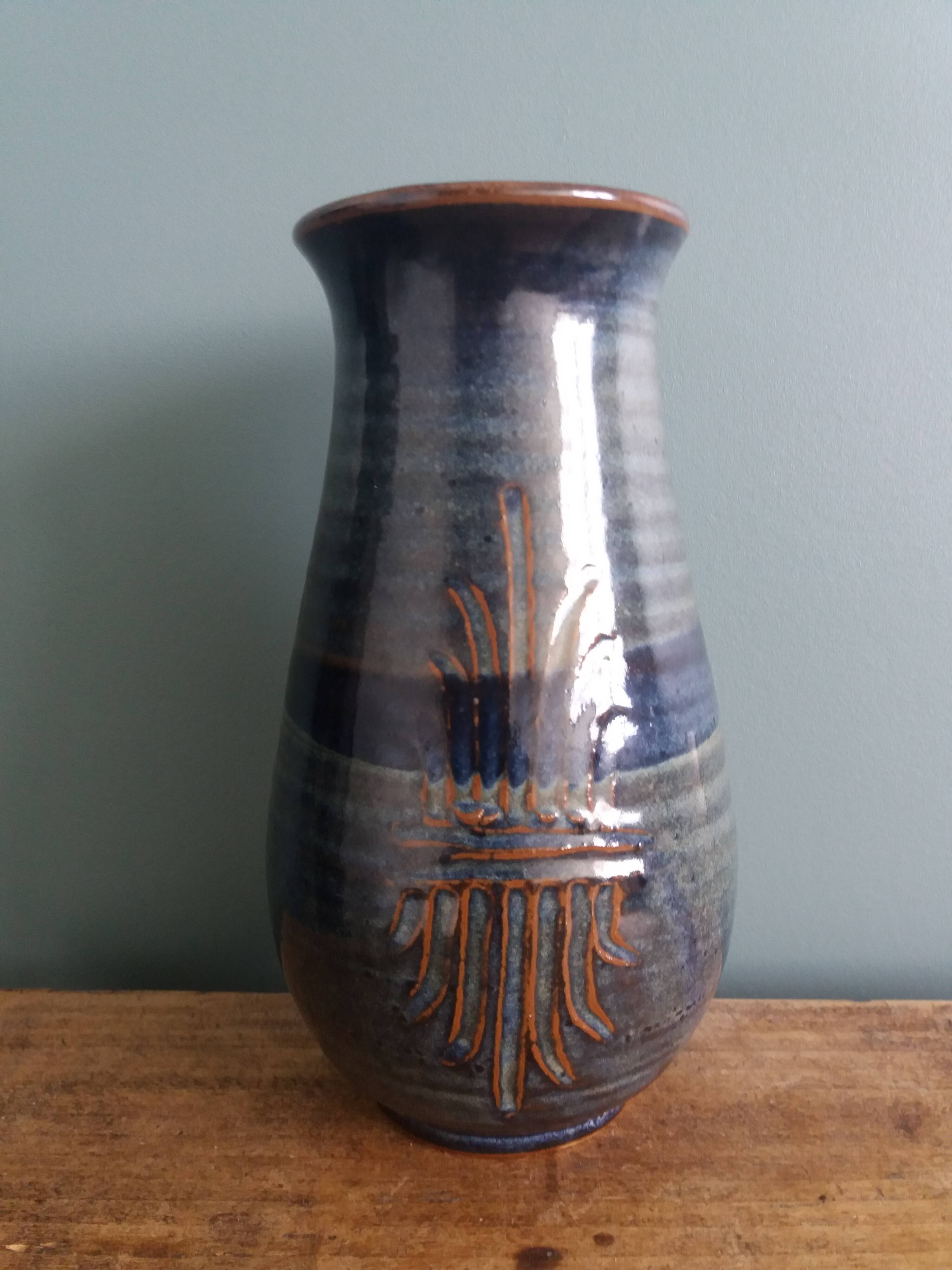 Handcrafted stoneware vase signed Parabis Béarn