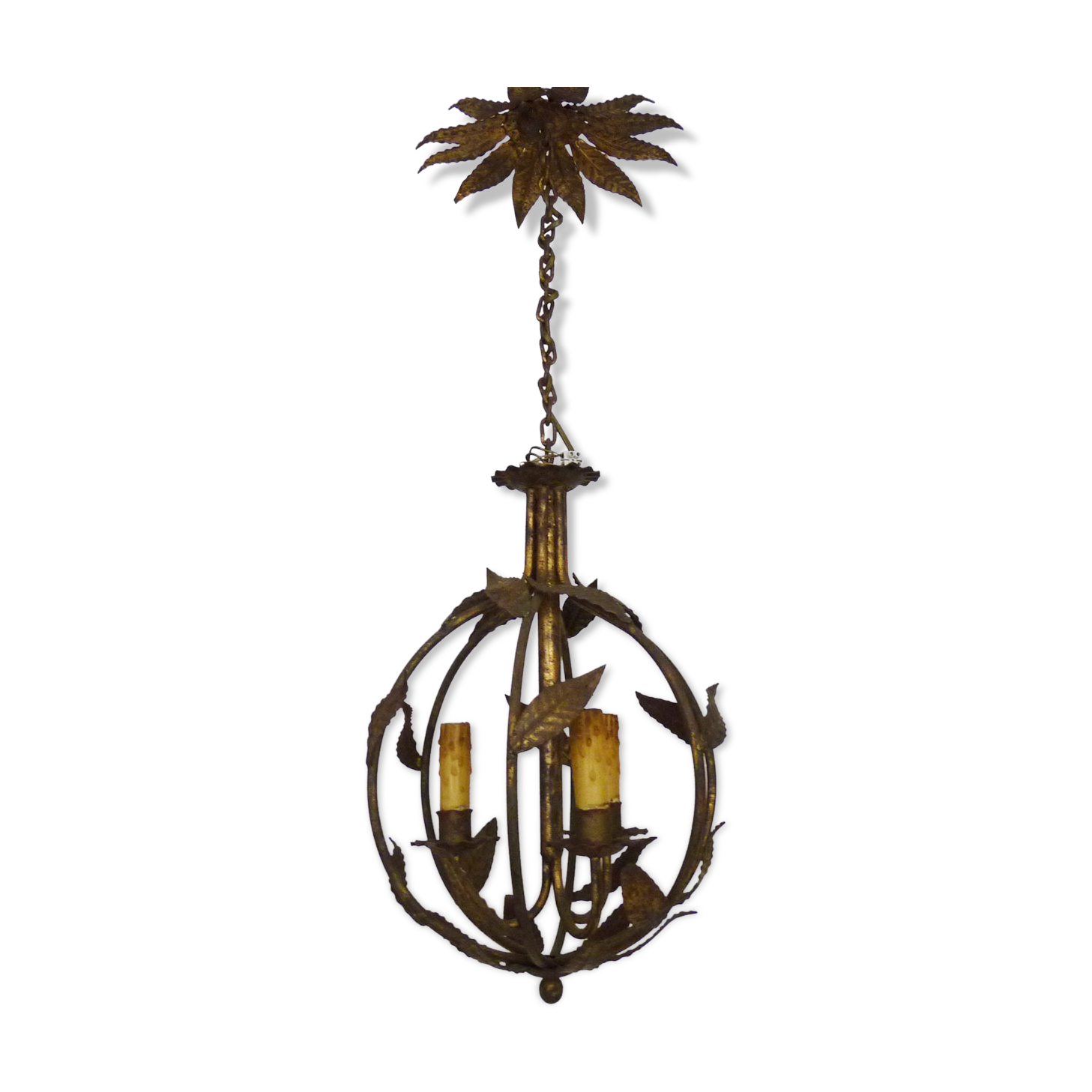 Vintage cage chandelier in aged golden metal and foliage, antique lighting, 3-burner chandelier. Year 60