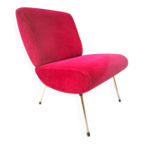 Vintage "Kiss" raspberry armchair