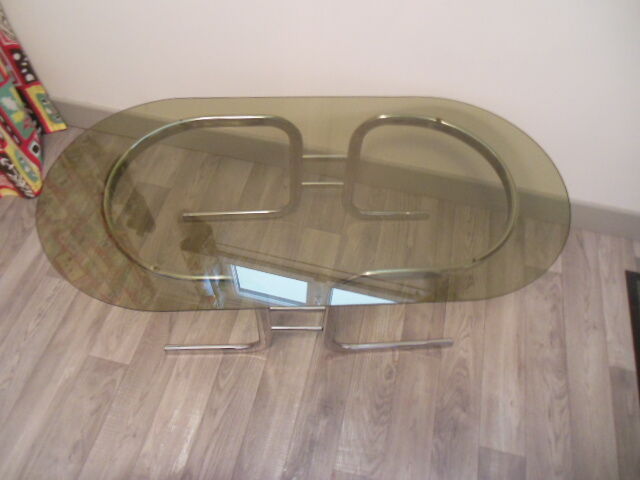 Table low 70 vintage year
