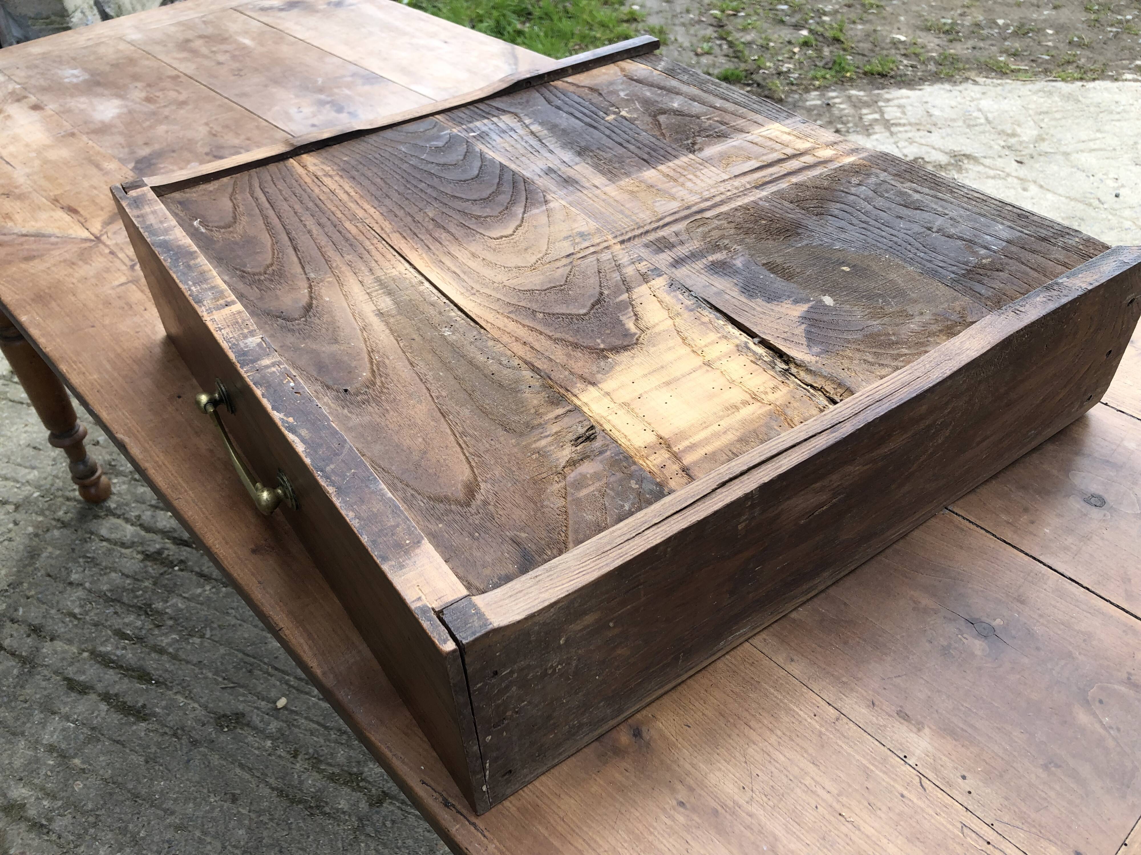 Antique cherry farmhouse table with 2 drawers and 1 pull-out