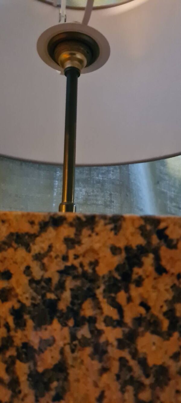 Lampe  en granit des années 80