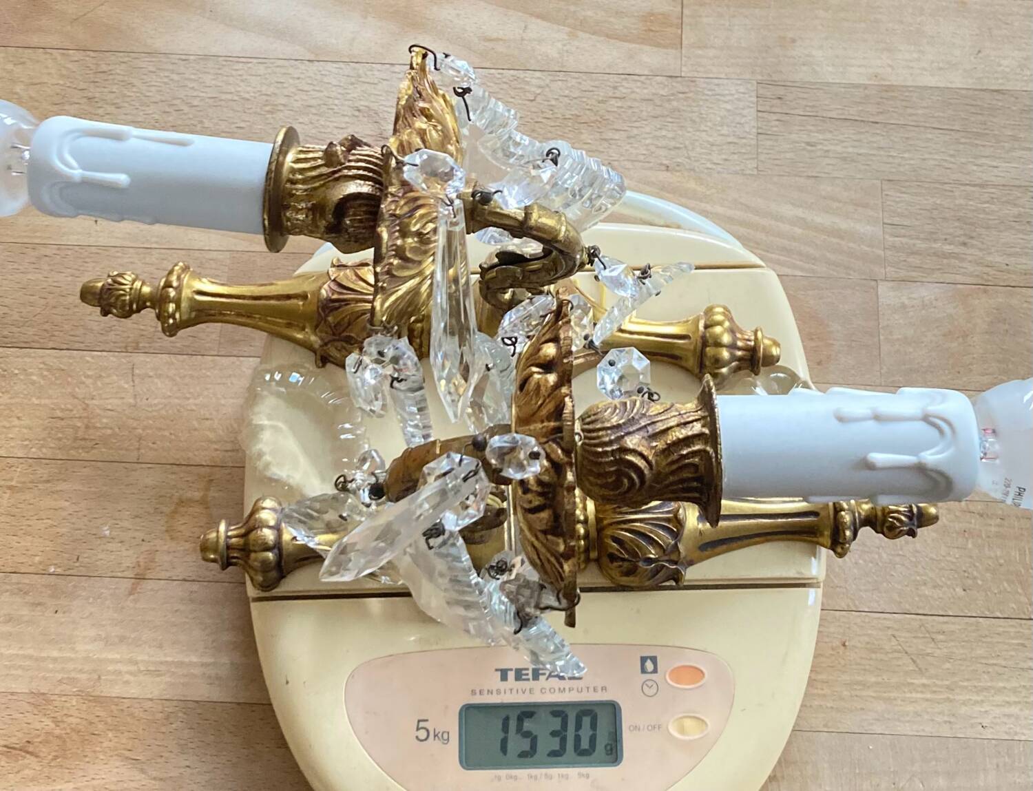 St Louis XV wall lights in gilded bronze with pendants from the mid-20th century.