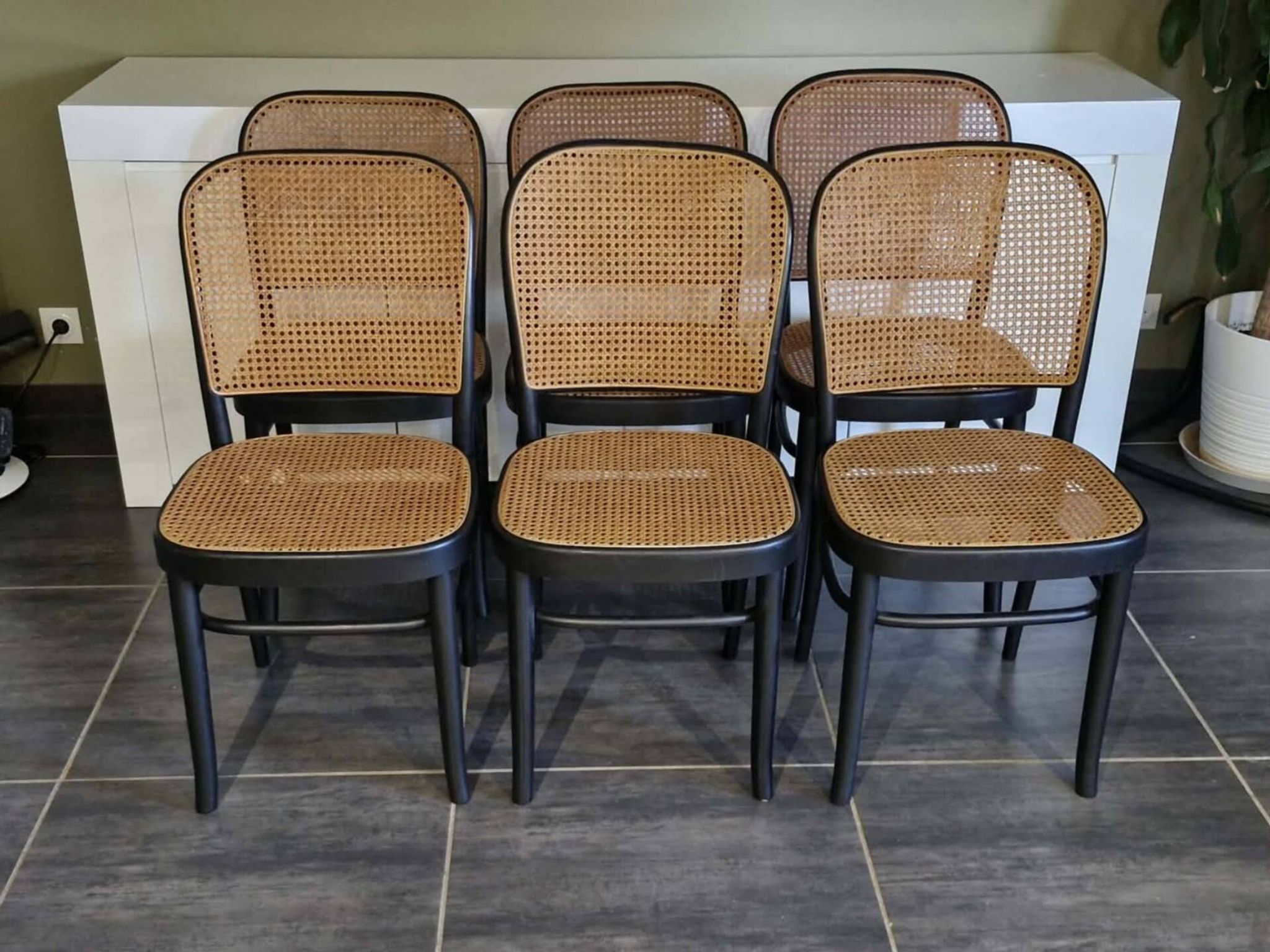 Set of 6 chairs no. 811 after Hoffmann, 1990s