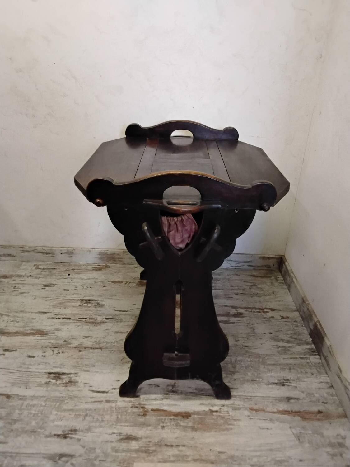 Antique table with a system