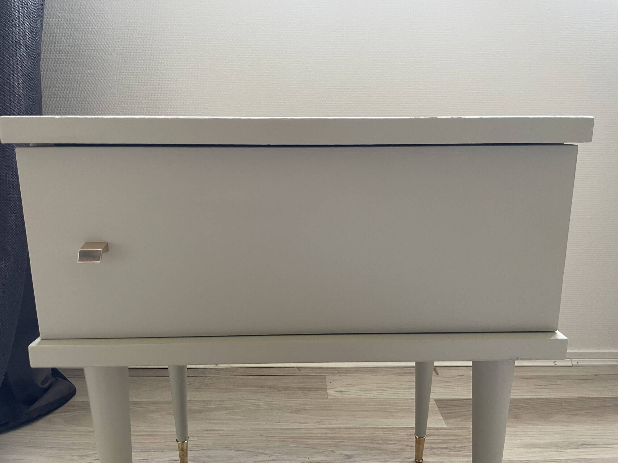 Table de chevet