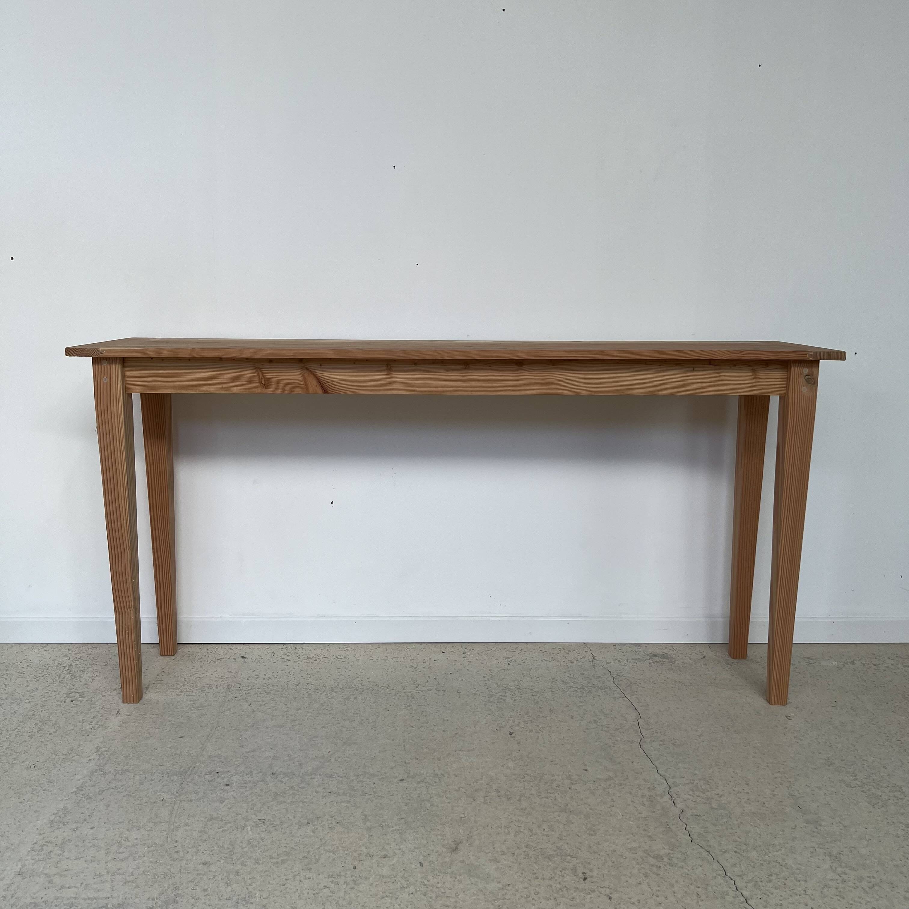 Fine console, side table or school table in wood with spindle legs 160cm Vintage retro decoration