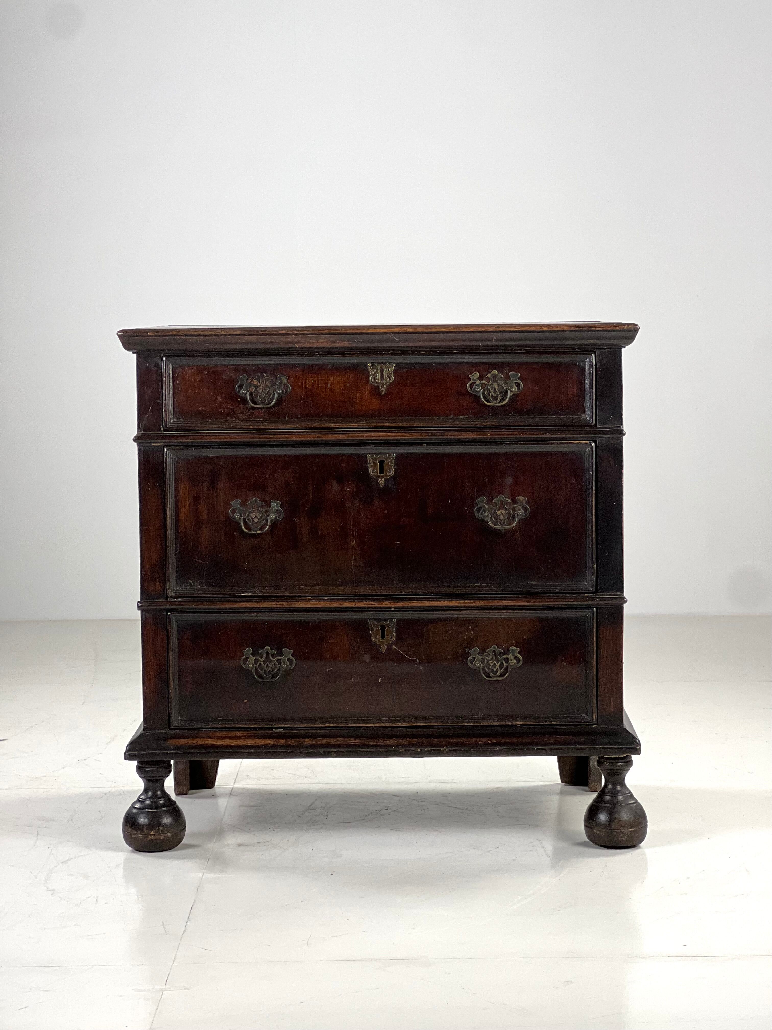 Chest of drawers originally from England