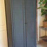 Parisian kitchen cabinet