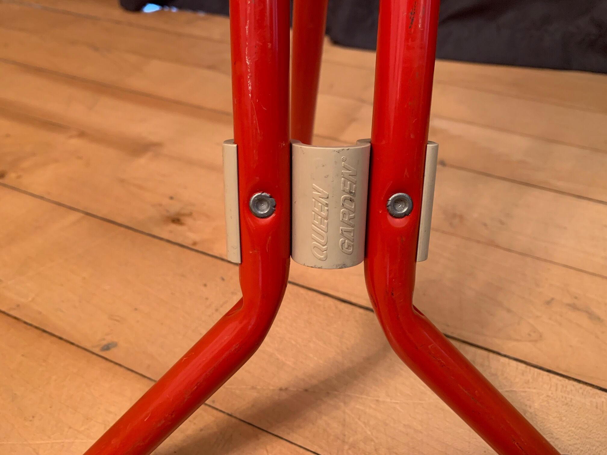 Memphis folding chair by Ivan Loss, Ulisse, Italy, 1980s