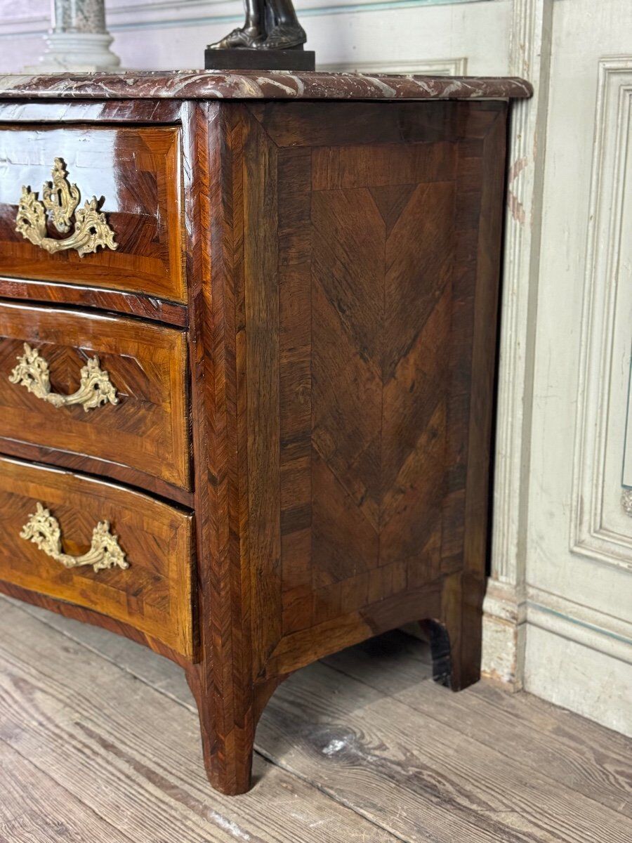 Louis XV chest of drawers in veneer and gilded bronze, Rance marble, 18th century