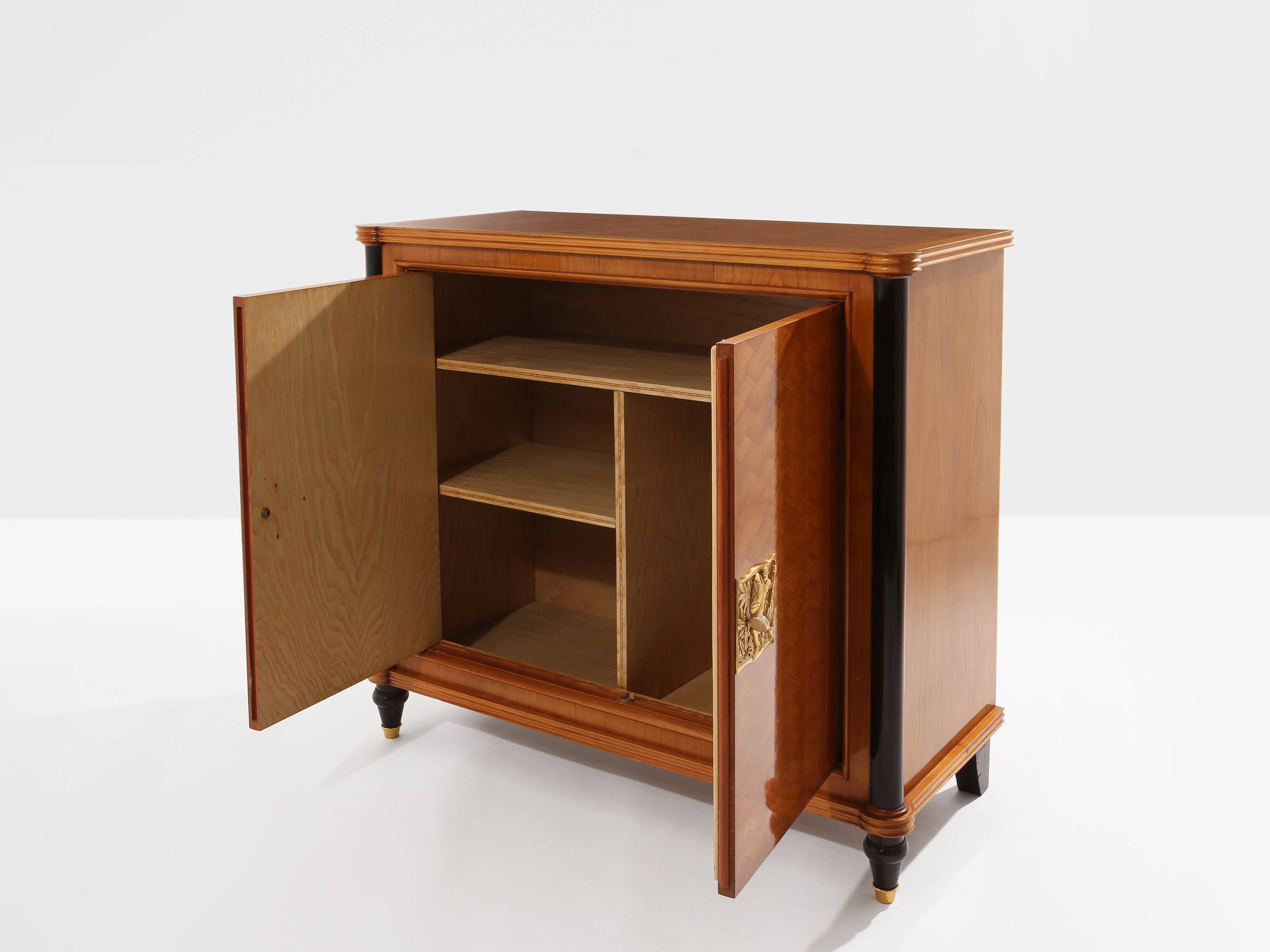 Jules Leleu cabinet merisier marqueté 2 portes bronze 1940