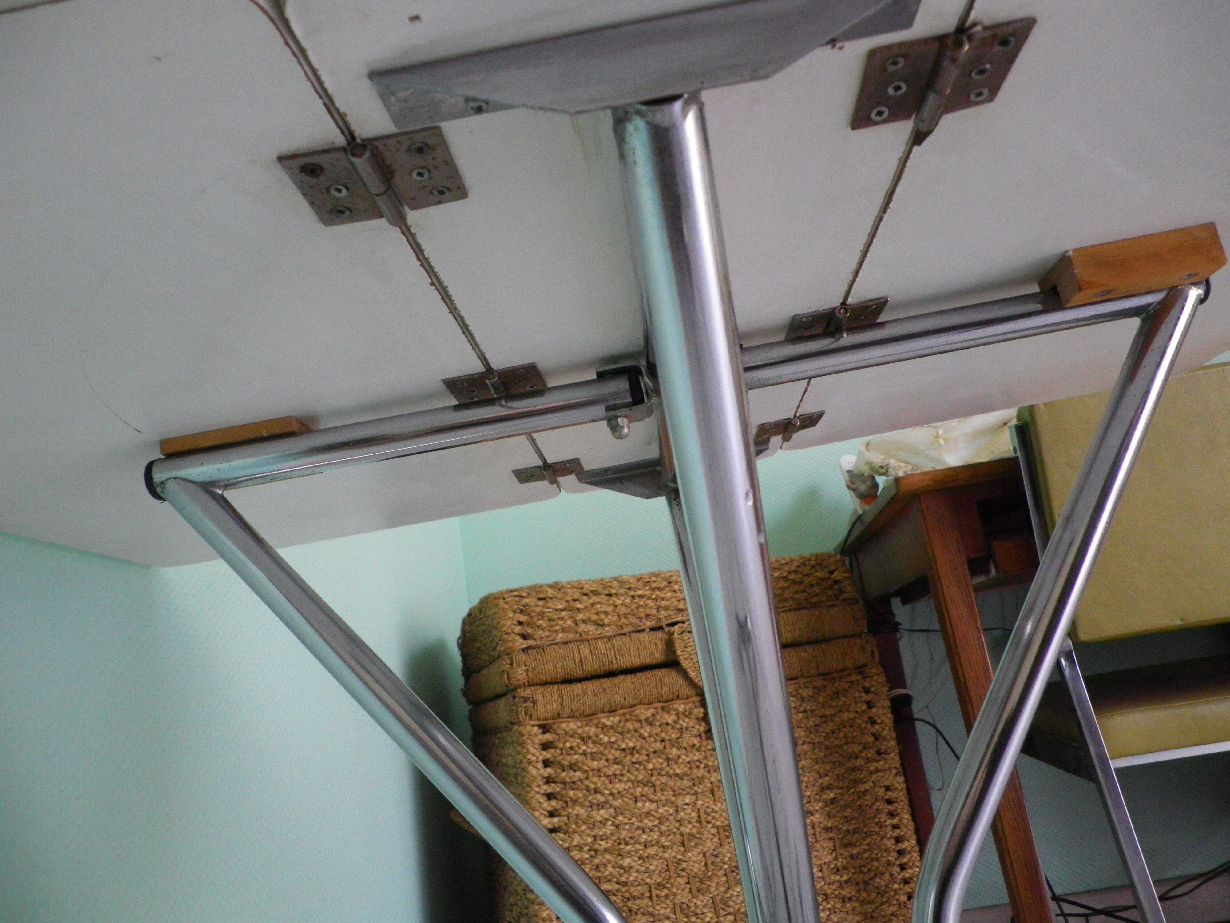 Formica foldable table, chrome feet - 60s