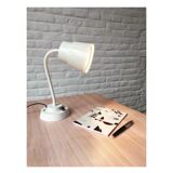 Desk lamp
