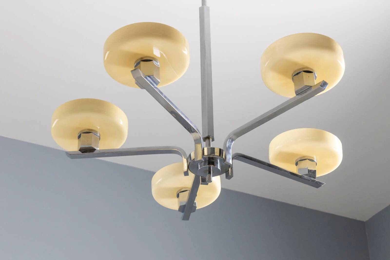 Lustre Art Déco, influence Bauhaus, années 1930