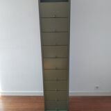 Armoire métallique à clapet
