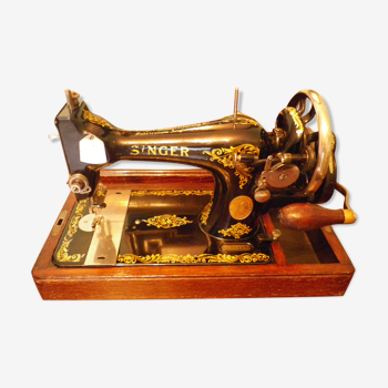 Singer sewing machine, portable, manual - Years 1926/1927
