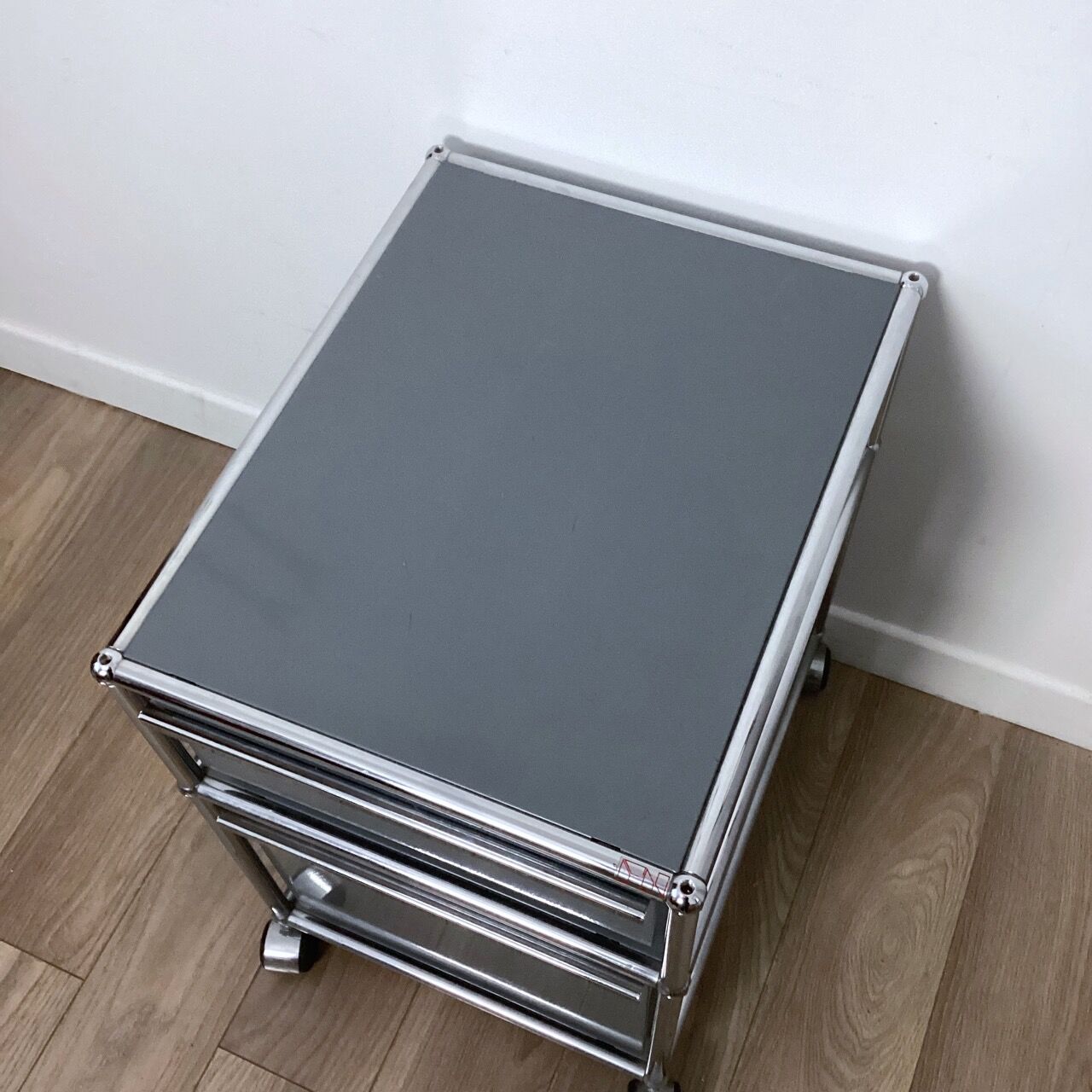 Caisson de bureau USM Haller gris