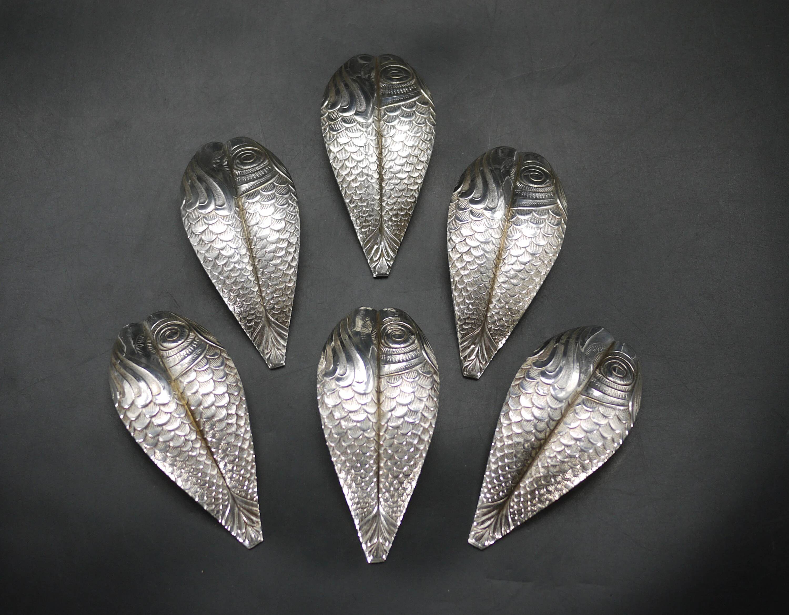 Vintage Christofle caviar spoon set Fleuron dolphin decoration
