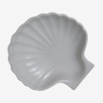 White ceramic shell pocket tray