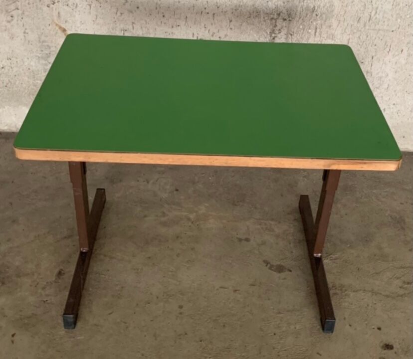Apple green children's desk