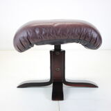 Scandinavian Leather Armchairs / Lounge Chairs, With footres 1970s, Finland