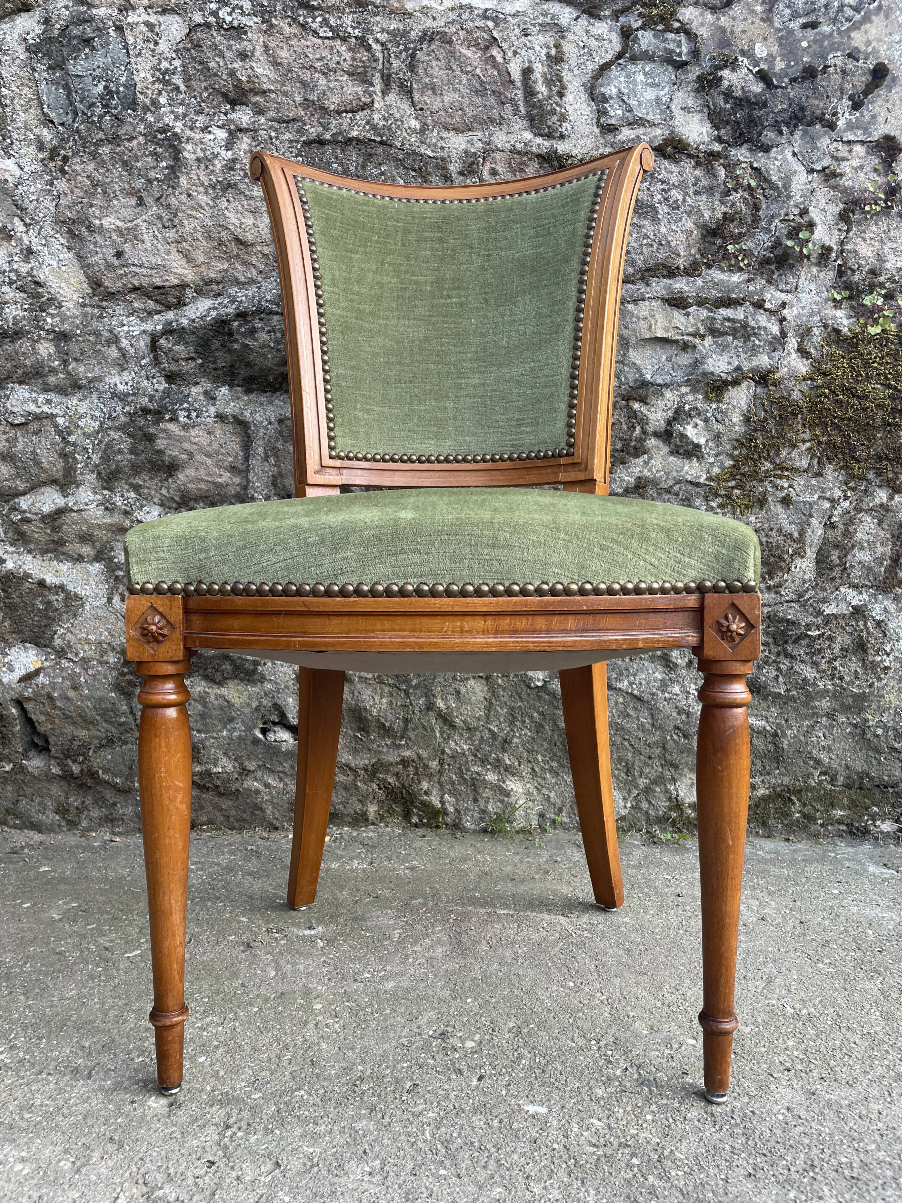 Set de 6 chaises Directoire en velours vert amande