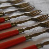 Dessert forks