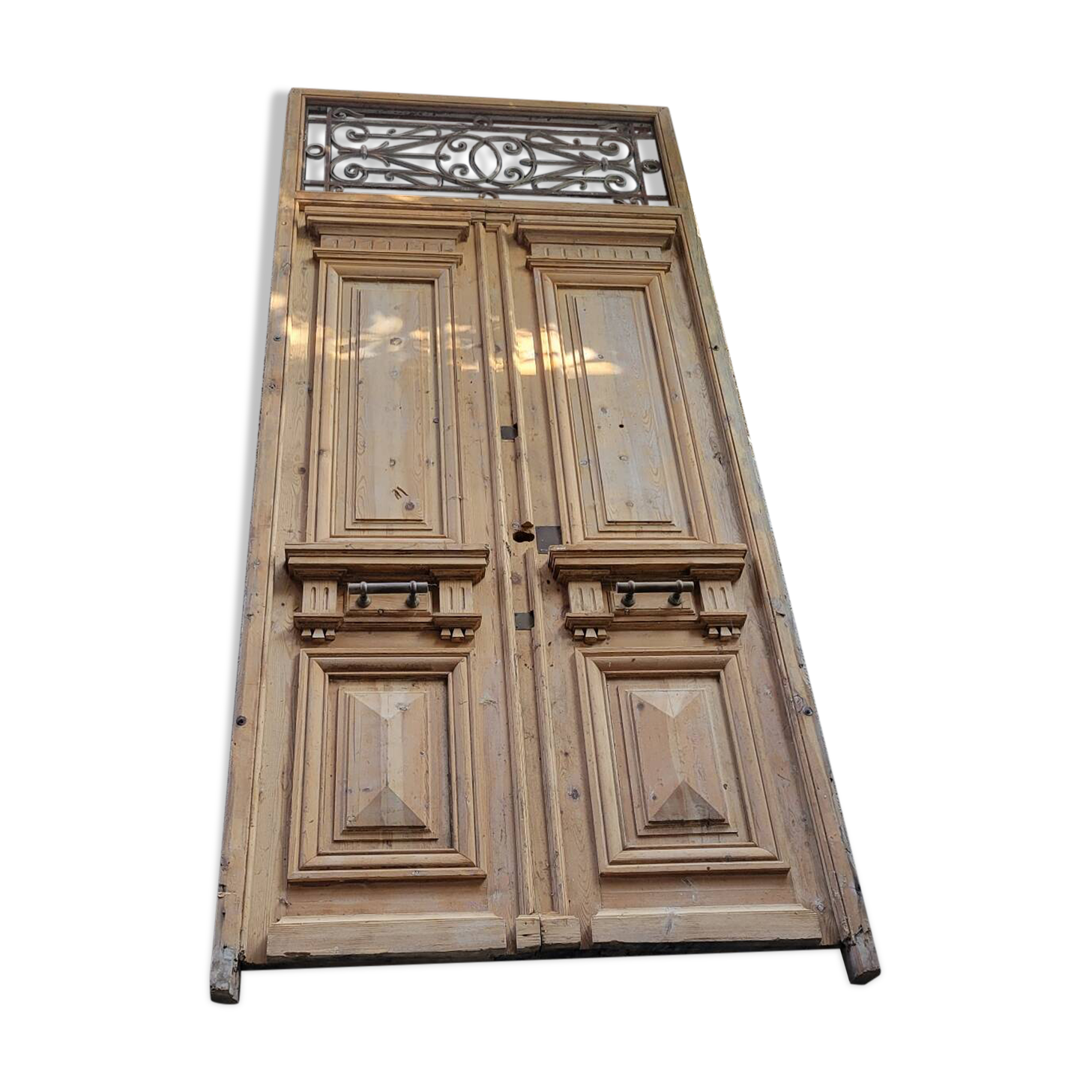 Double Haussmannian doors