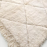 Moroccan Berber carpet Beni Ouarain ecru uni with engraved diamonds 218x142cm