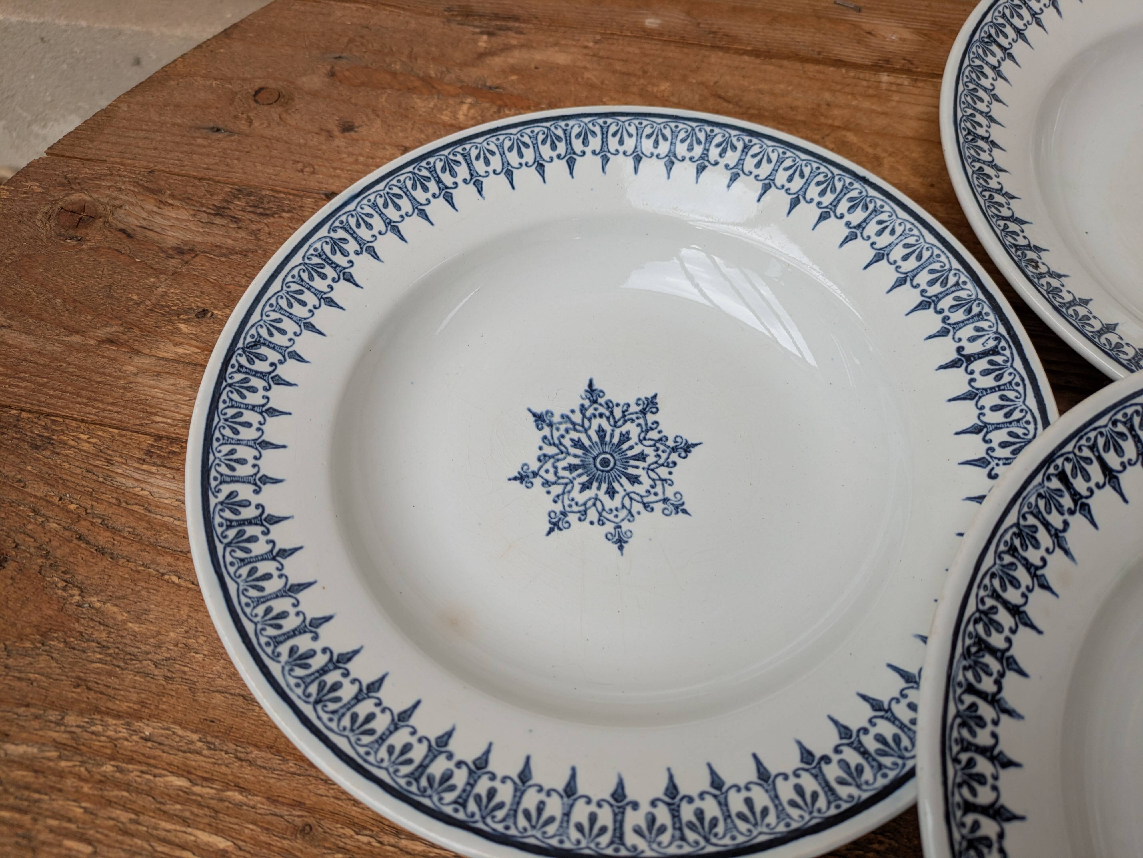 Set of 6 old ceramic soup plates, Primax saint model