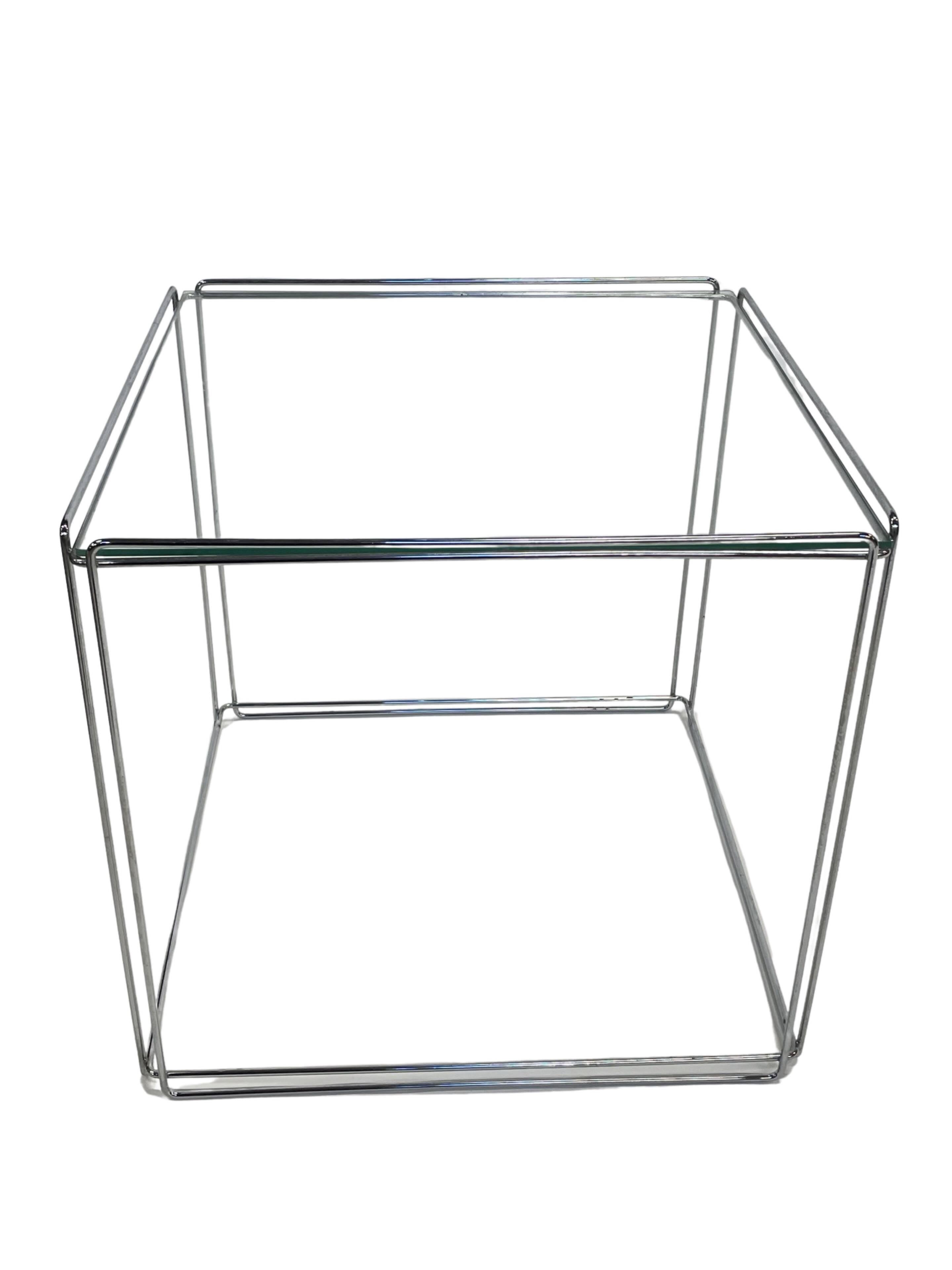 Table d'appoint de Max Sauze, éditée par "isocèle" Design