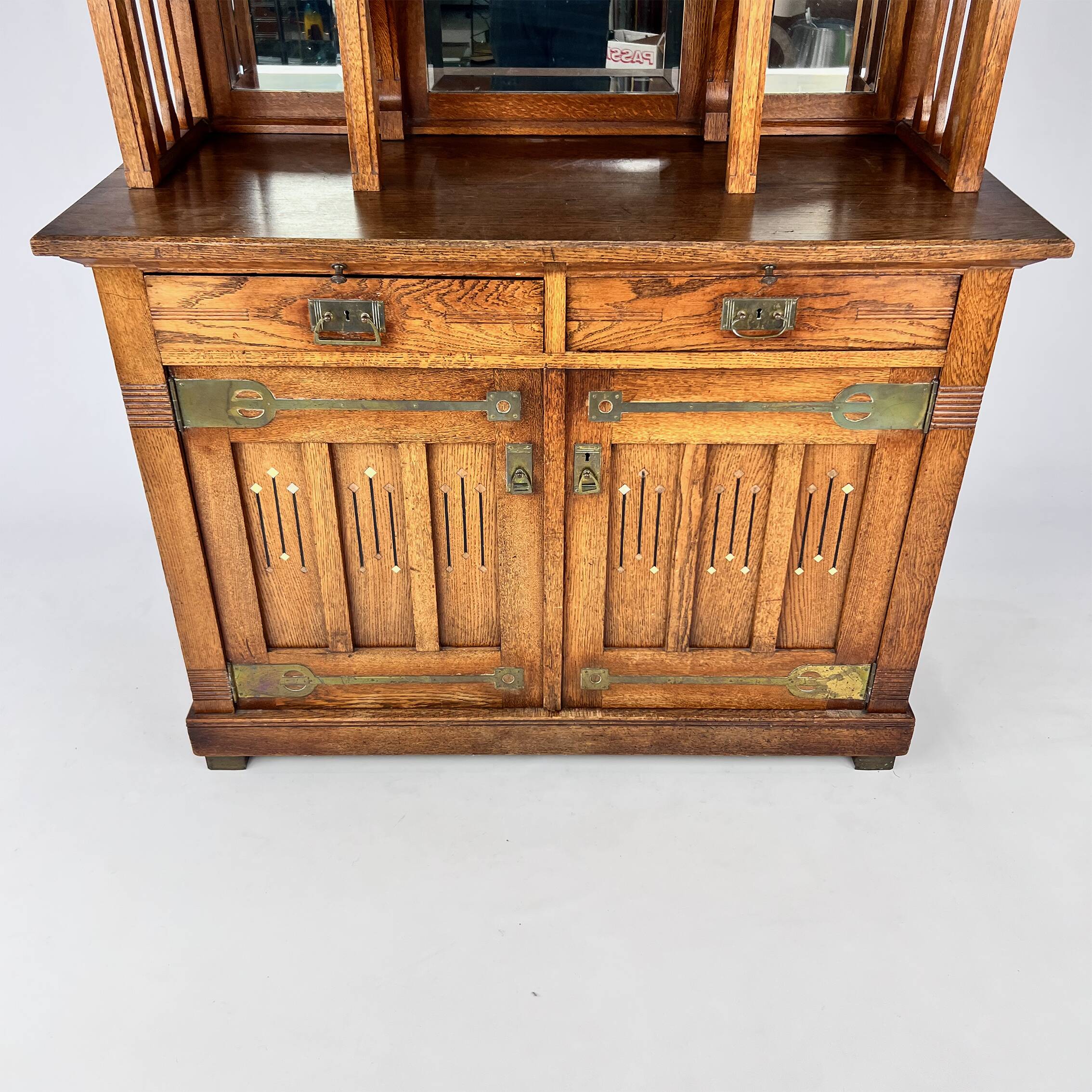 Art Nouveau Oak Cabinet, 1930s