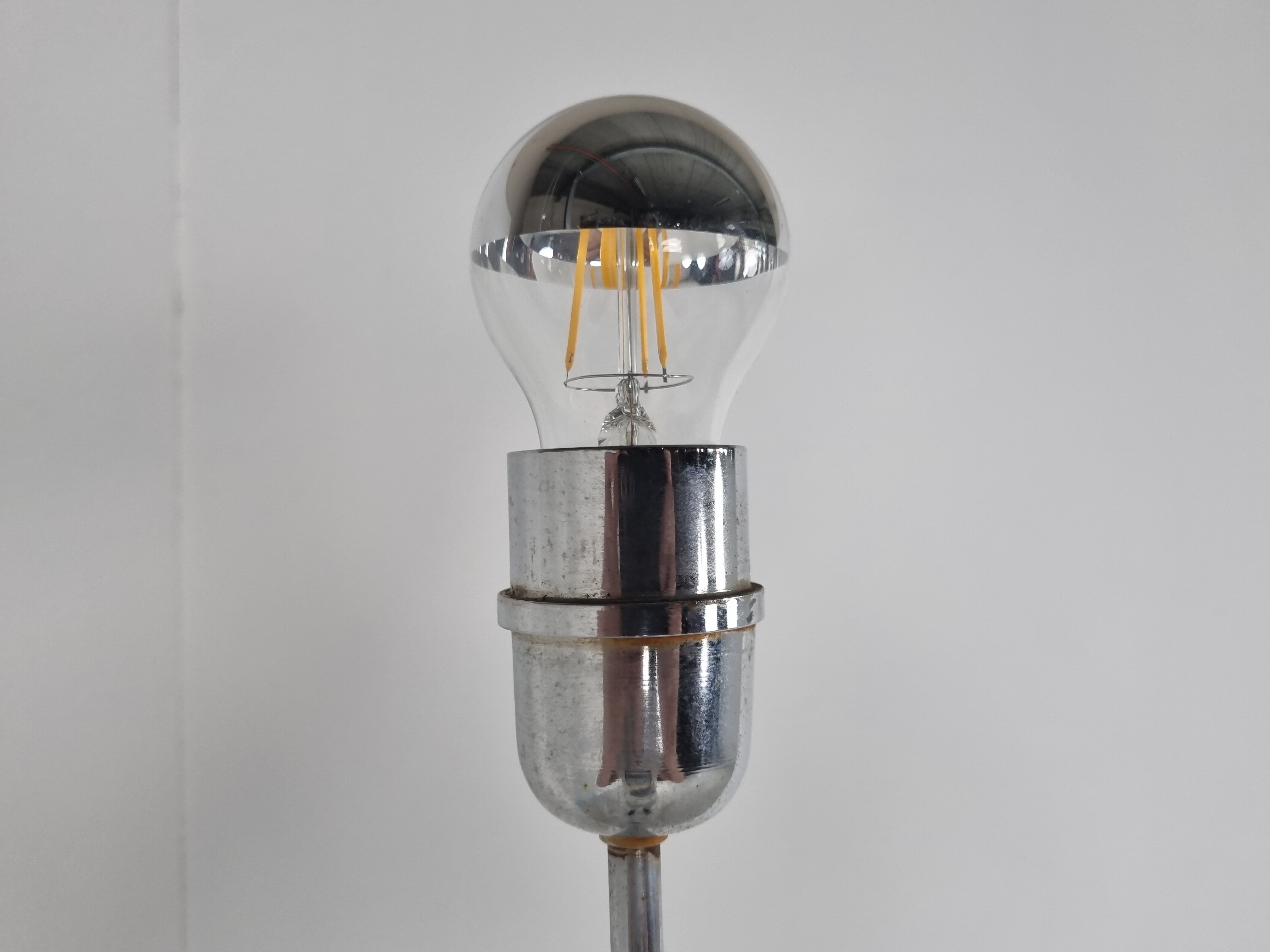 Minimalist italian floor lamp, 1970s