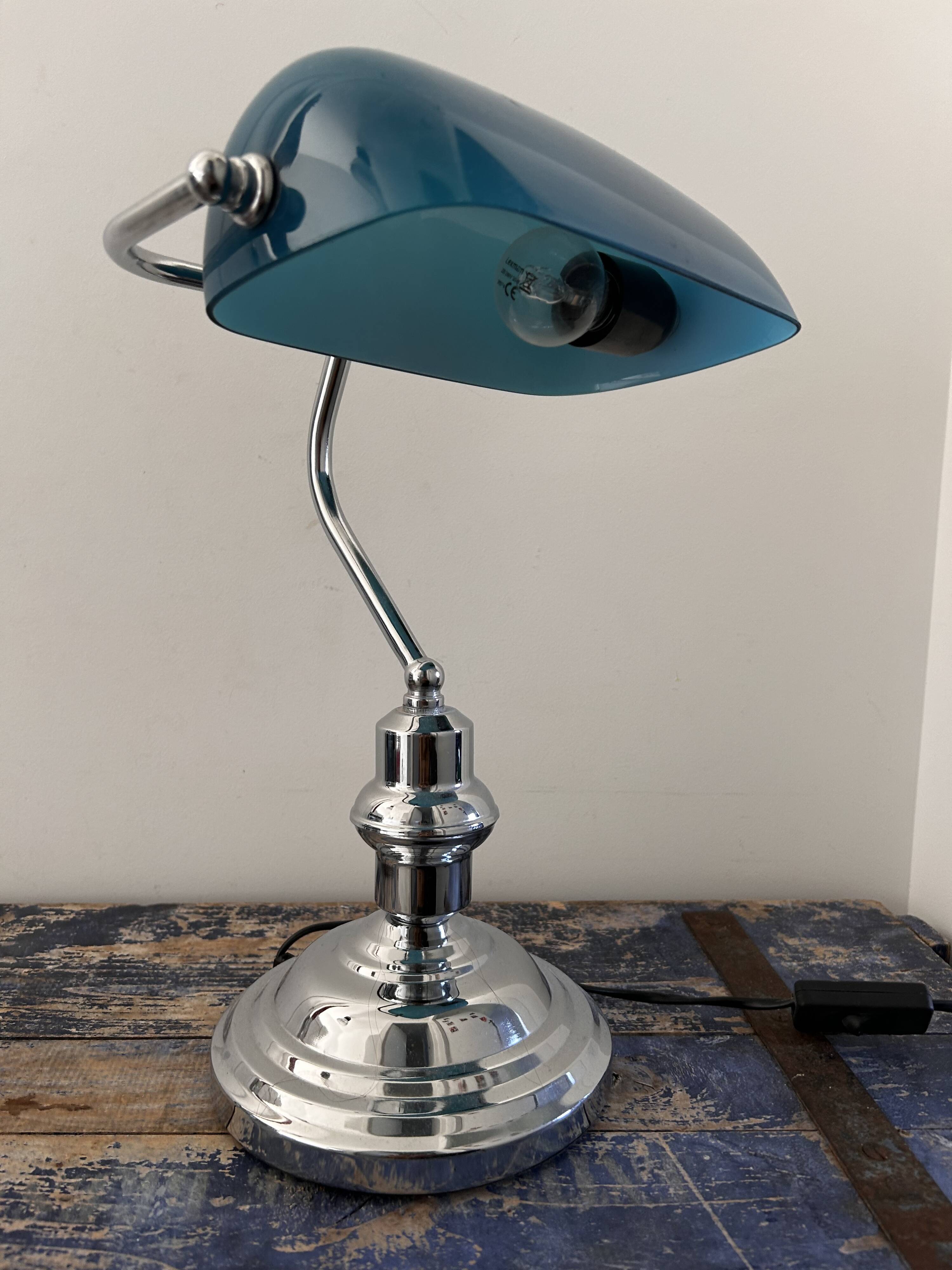 Blue banker notary lamp