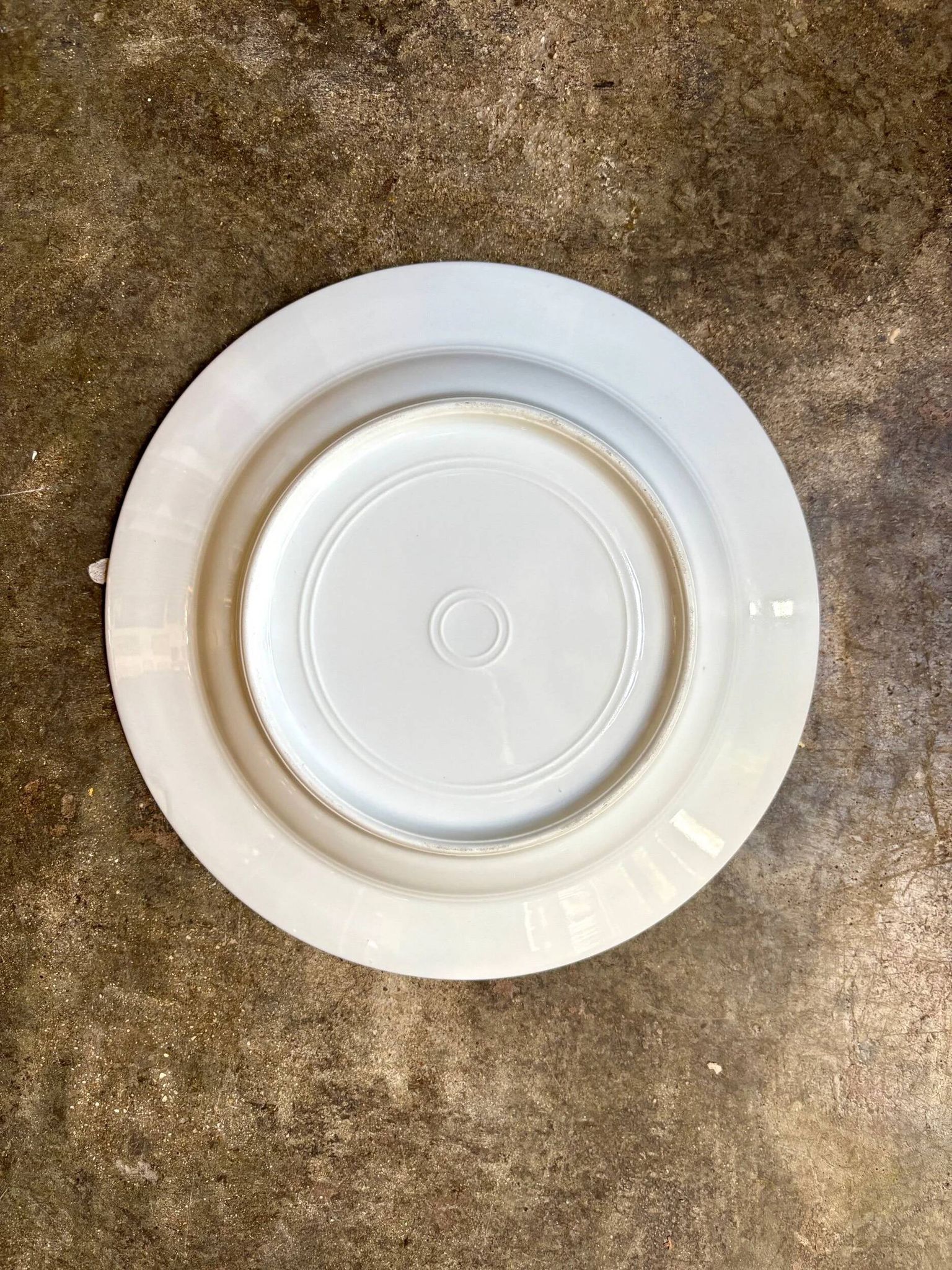 Gold monogrammed porcelain deep plate "F"