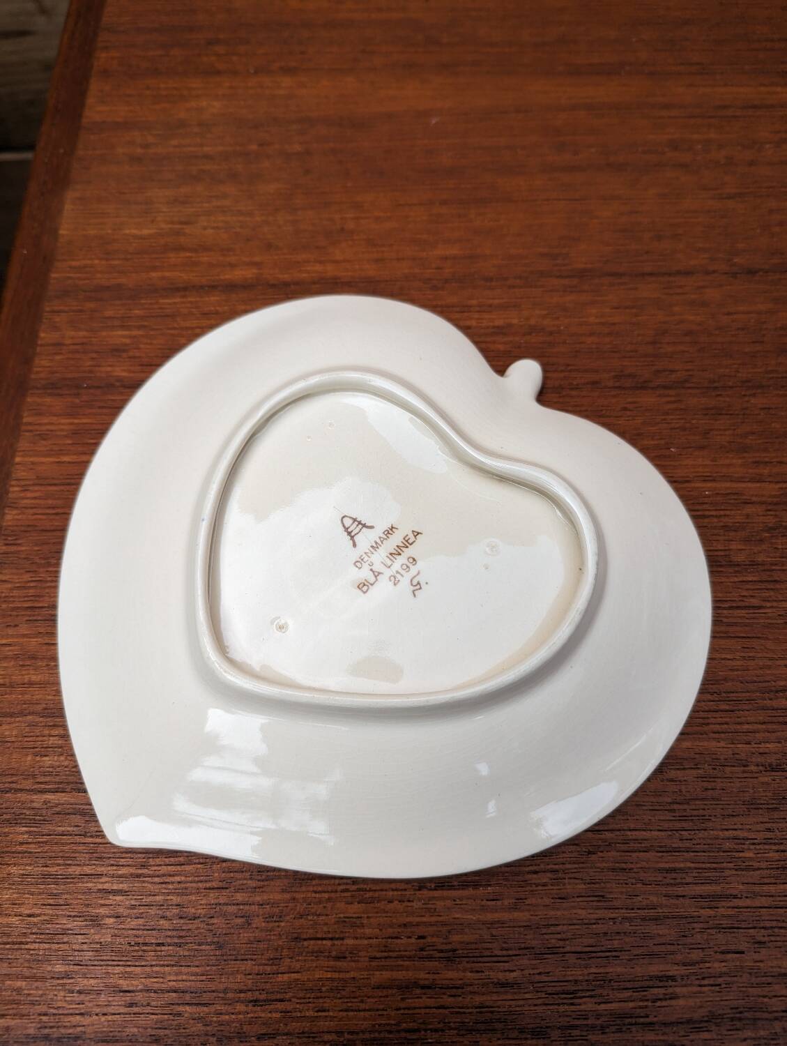 Royal Copenhagen leaf pocket emptier