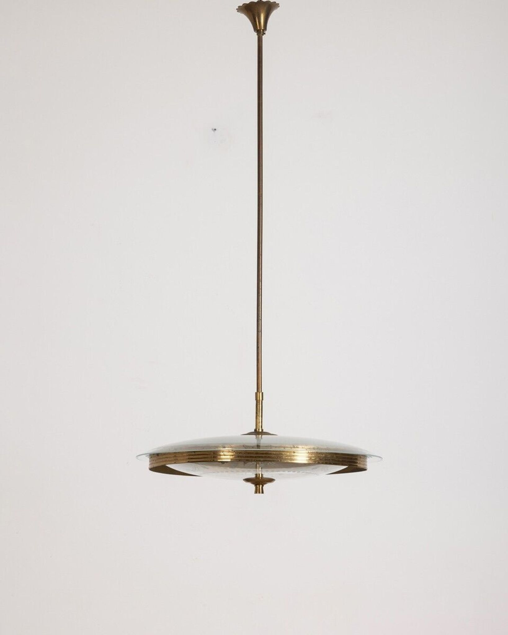 Lustre vintage des années 50 en verre et laiton design italien