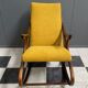 Rocking-chair en jaune par TON