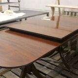 Hepplewhite style dining table
