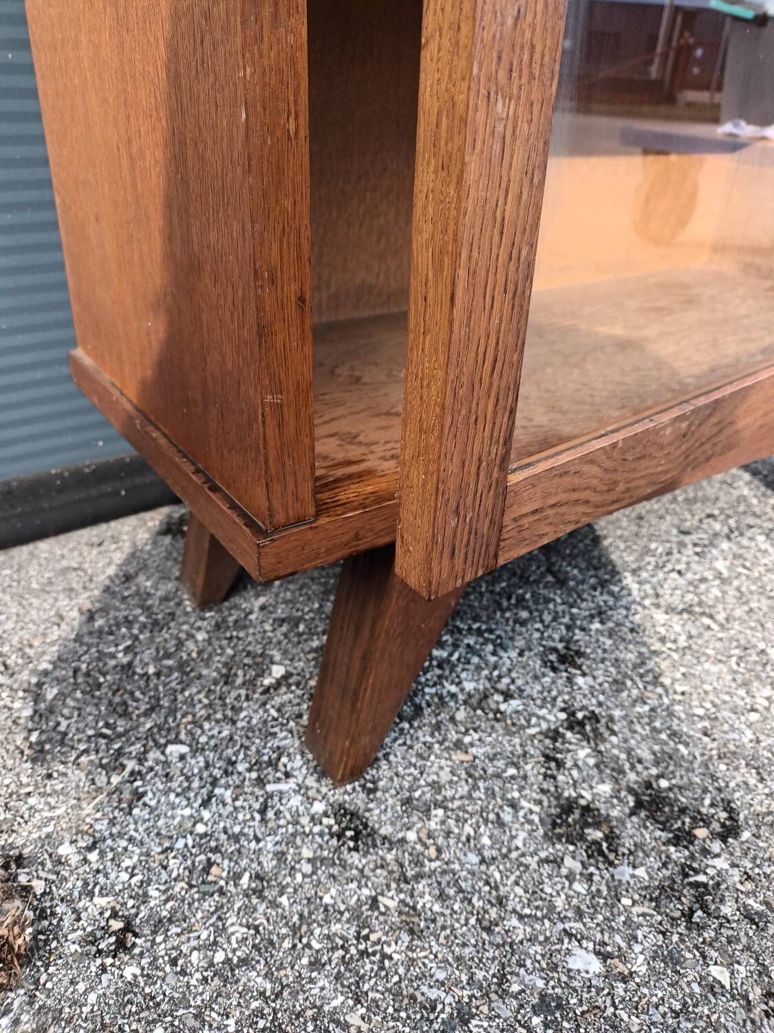 Glass cabinet