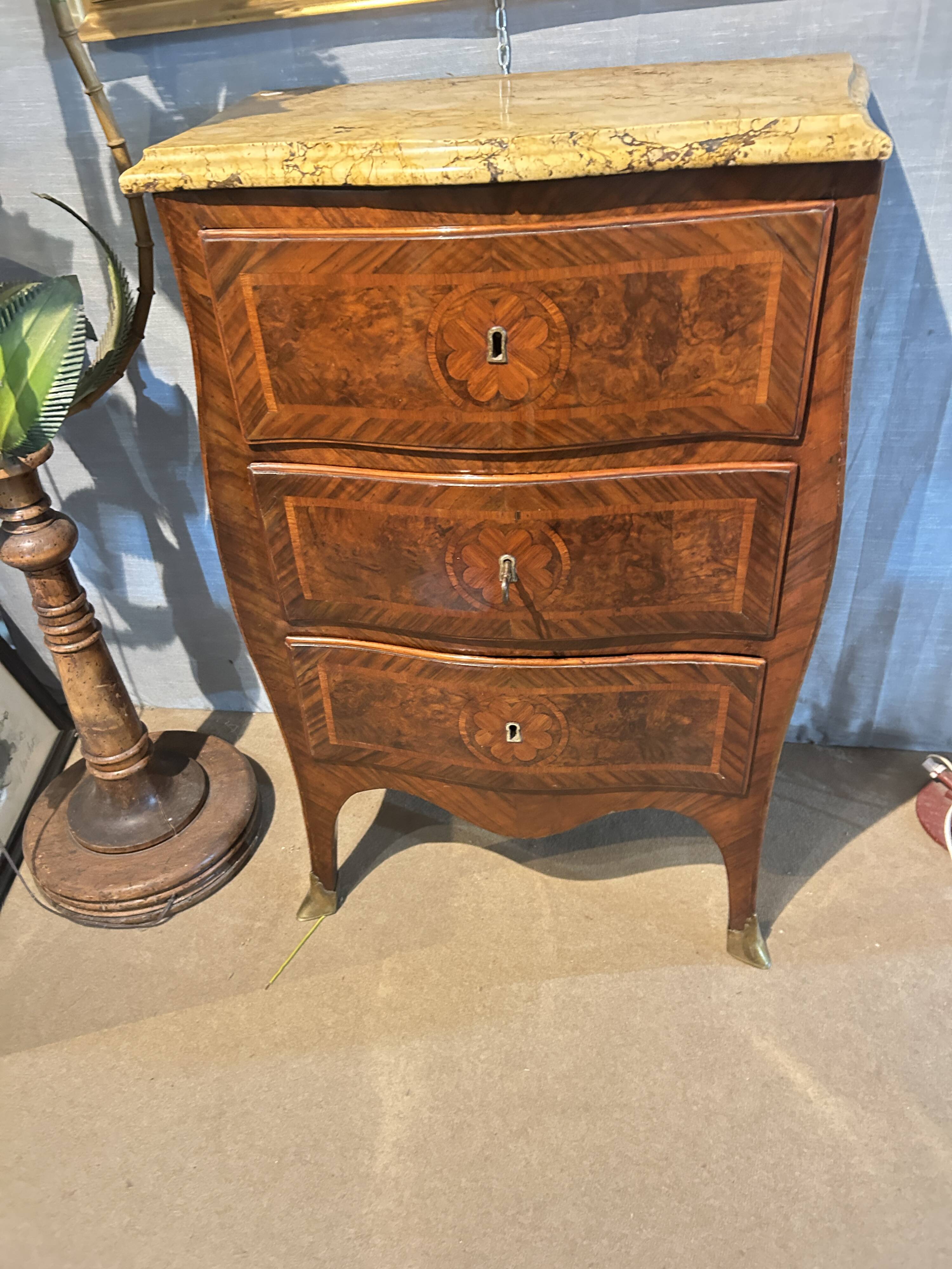 Louis XV marquetry commode, curved.