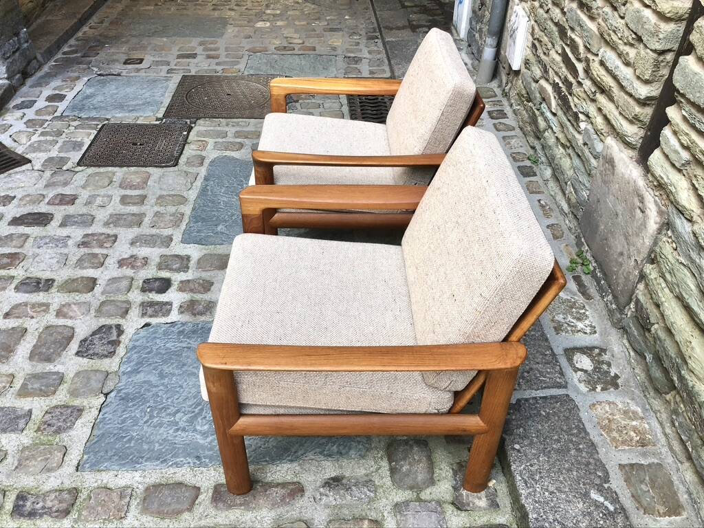 Pair of Danish armchairs 1970