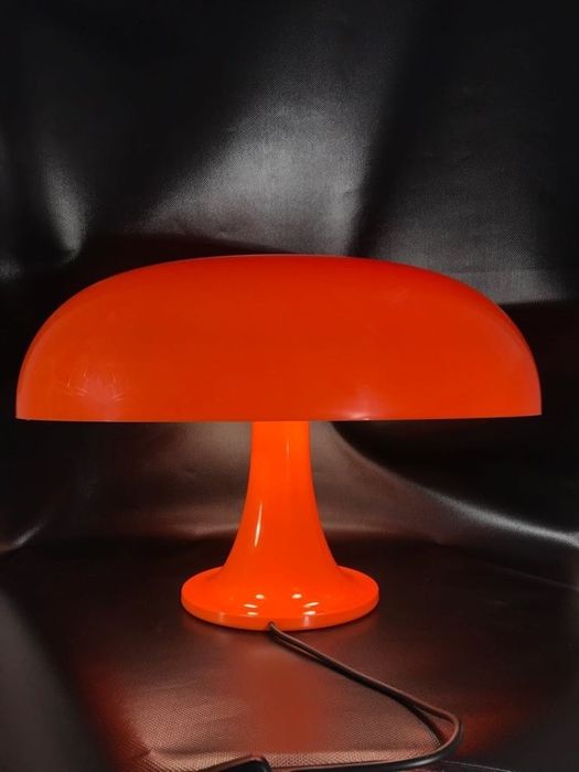 Lampe de table Nesso Orange de Giancarlo Mattioli pour Artemide